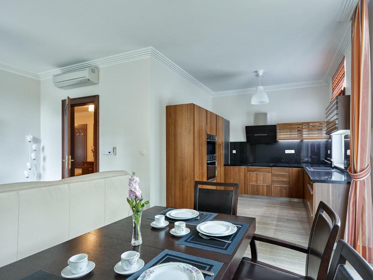 Apartment Villa Dionysus Karlsbad Exteriör bild