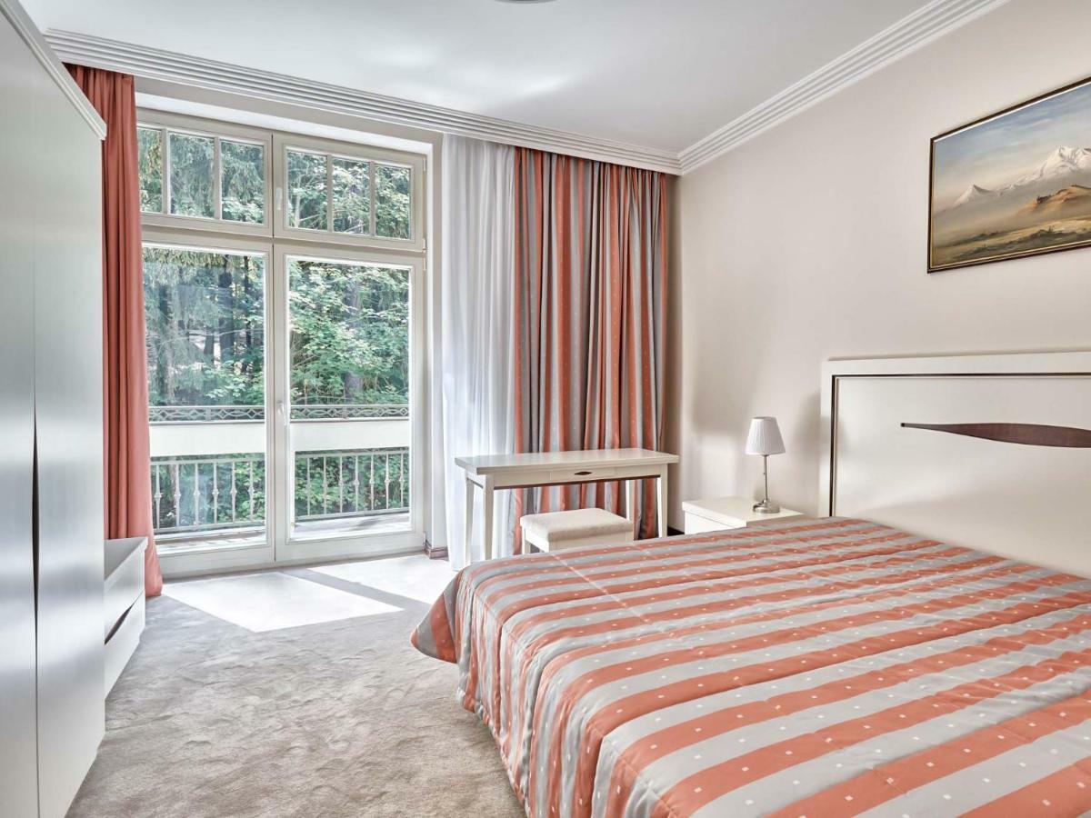 Apartment Villa Dionysus Karlsbad Exteriör bild
